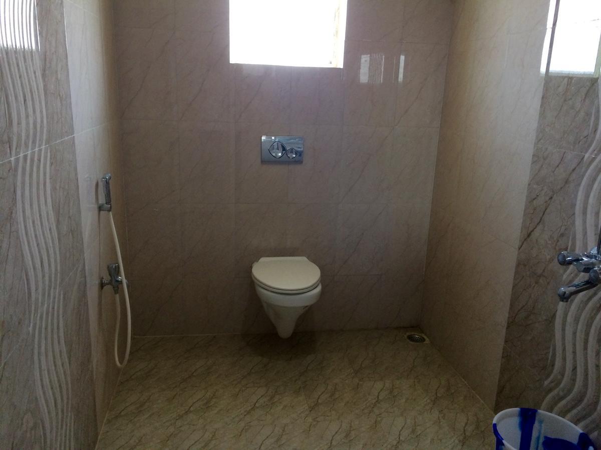 Chandran Hyline Chennai Extérieur photo
