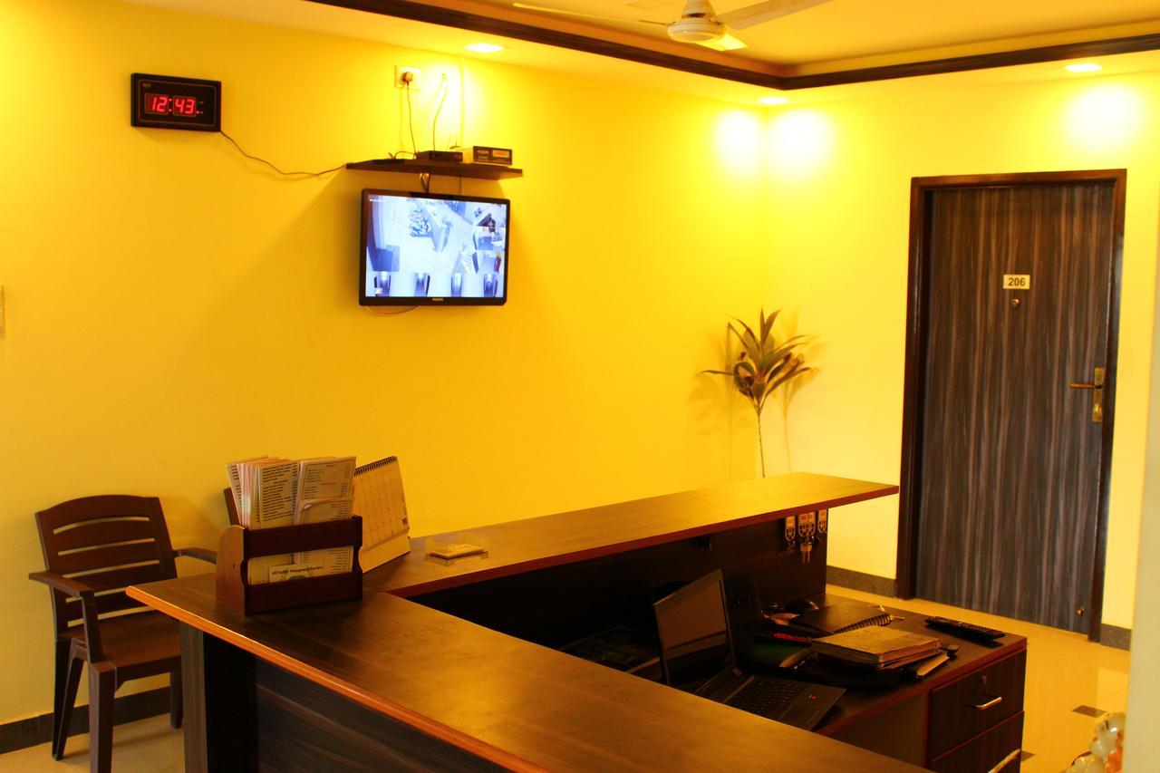 Chandran Hyline Chennai Extérieur photo